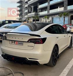 تسلا موديل 3